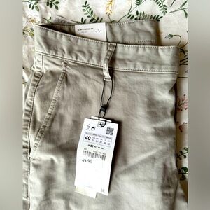 Zara slim stretch fit khaki’s:  size(31)